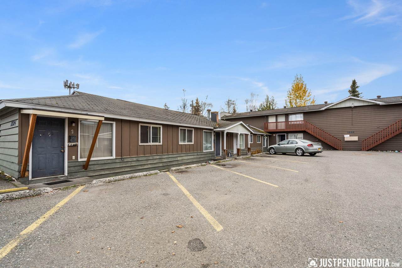 1324 25th Avenue - Photo 1