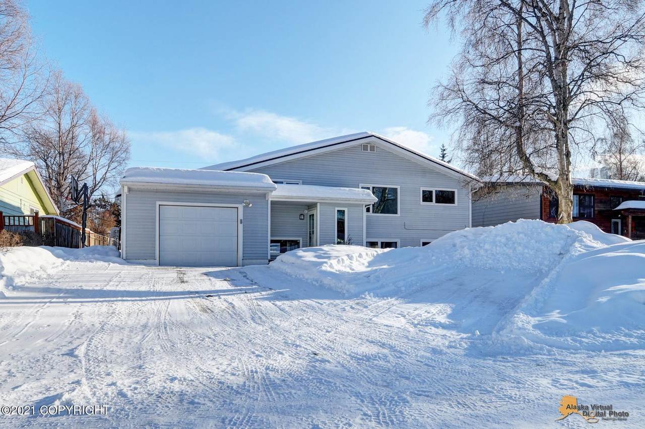 6521 Imlach Drive - Photo 1