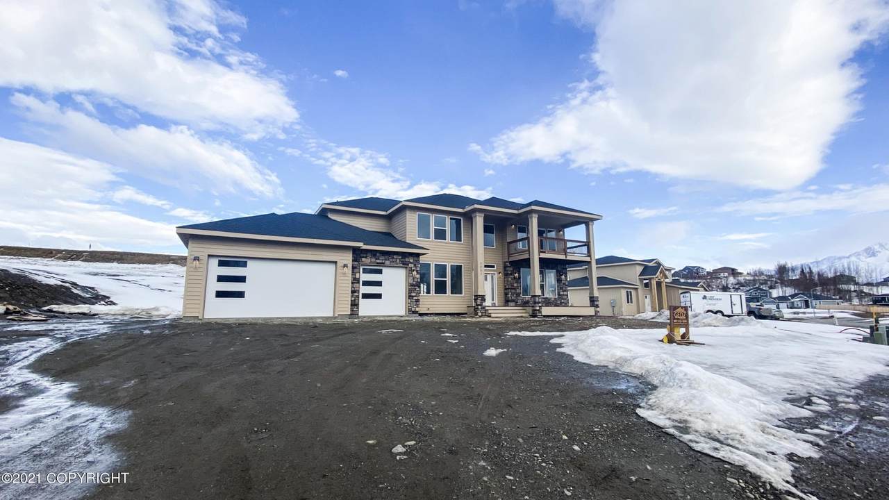 6865 Gateway Drive - Photo 1