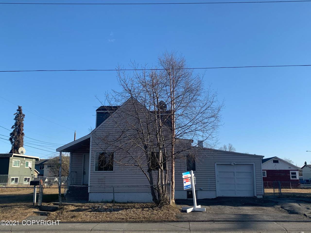 3606 Thompson Avenue - Photo 1