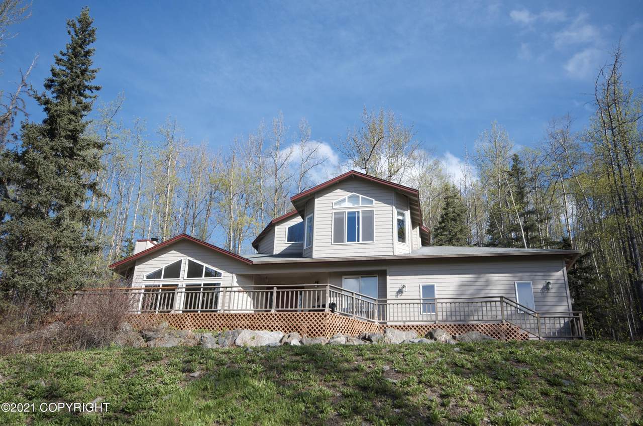 26045 Log Cabin Circle - Photo 1