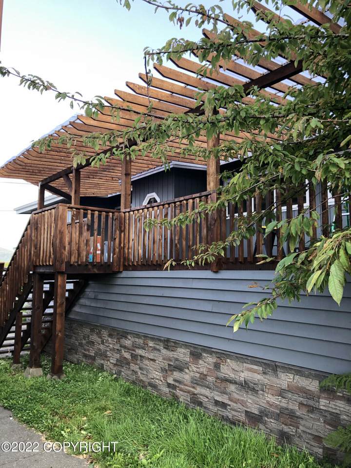 802 Monroe Street - Photo 1