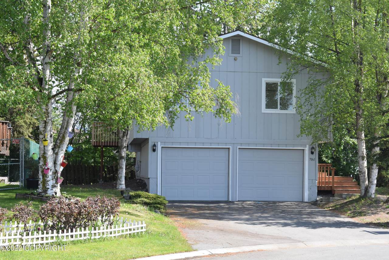 7061 Viburnum Drive - Photo 1