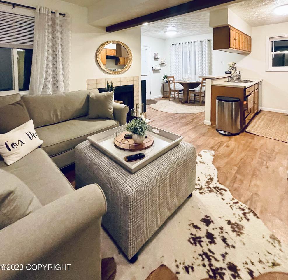 1160 Golden Dawn Circle - Photo 1