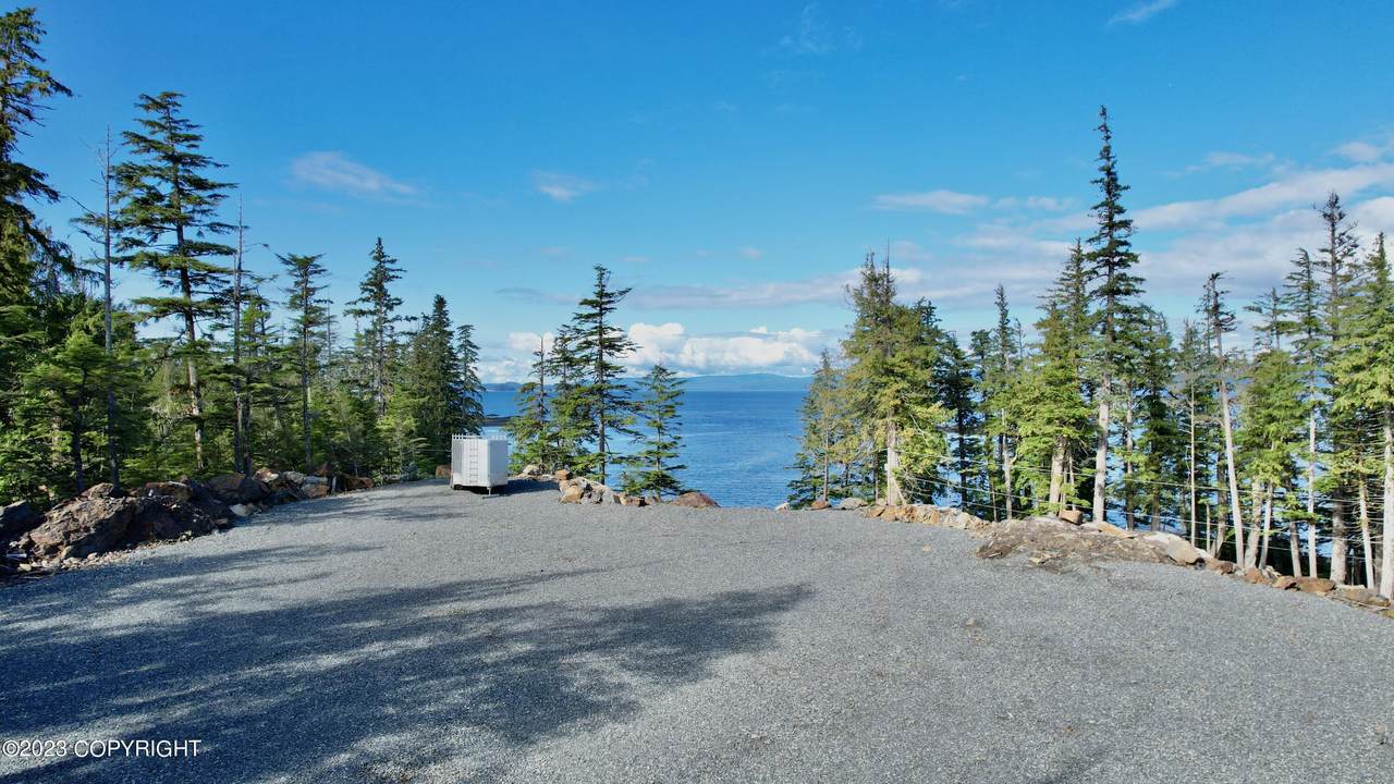506 Clarence Straits Drive - Photo 1