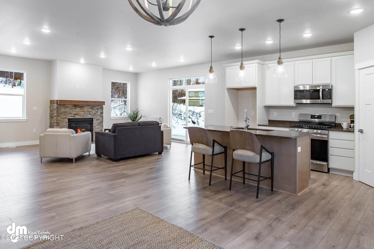 17820 Birchwood Loop - Photo 1