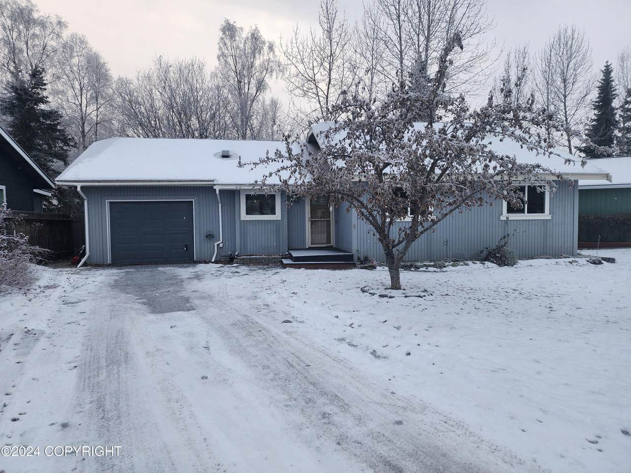 18226 Clear Falls Circle - Photo 1