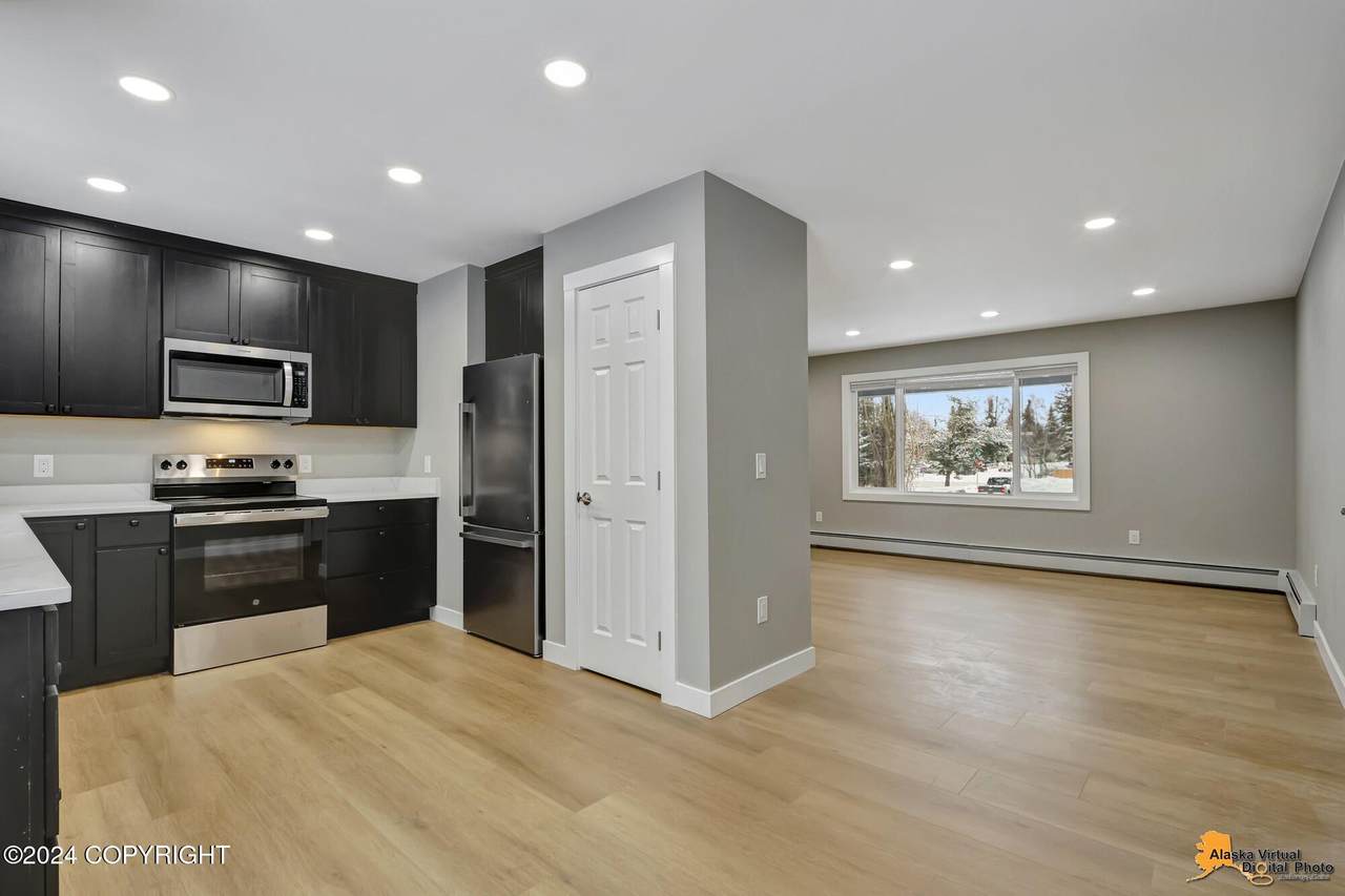818 10th Avenue - Photo 1