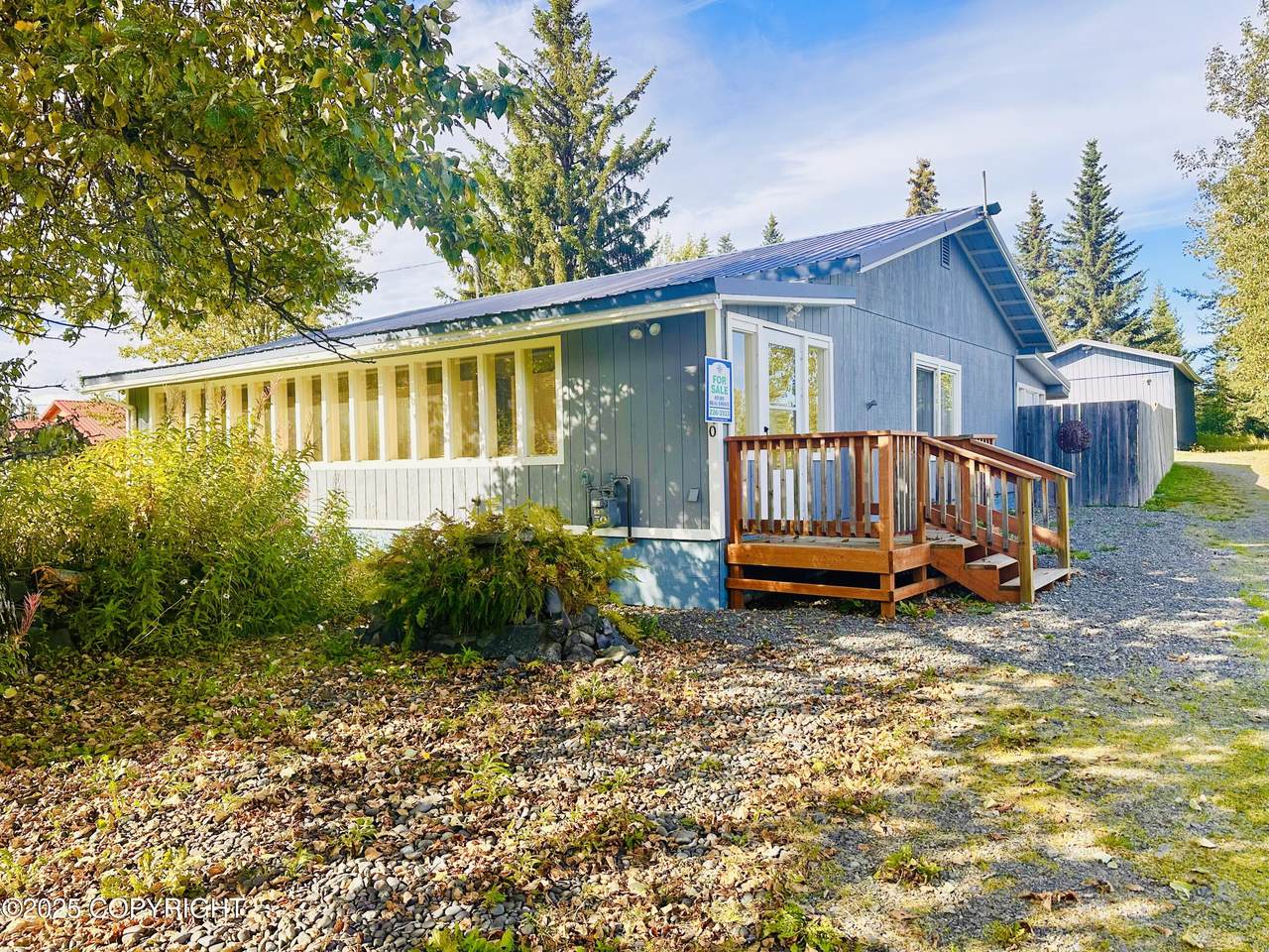 73340 School Avenue - Photo 1