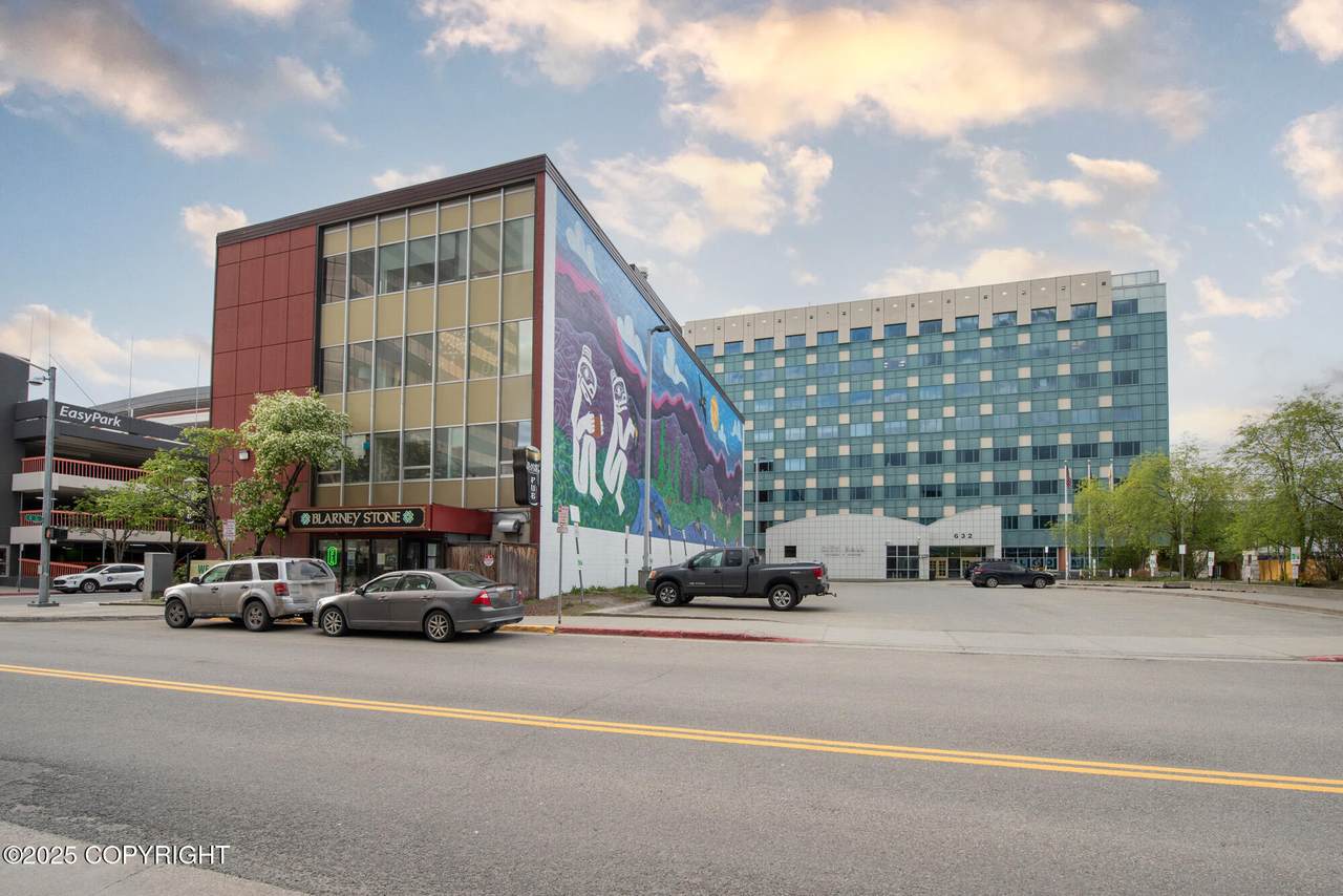 645 G Street - Photo 1