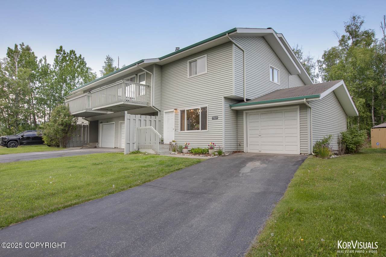 767 Yakima Street - Photo 1