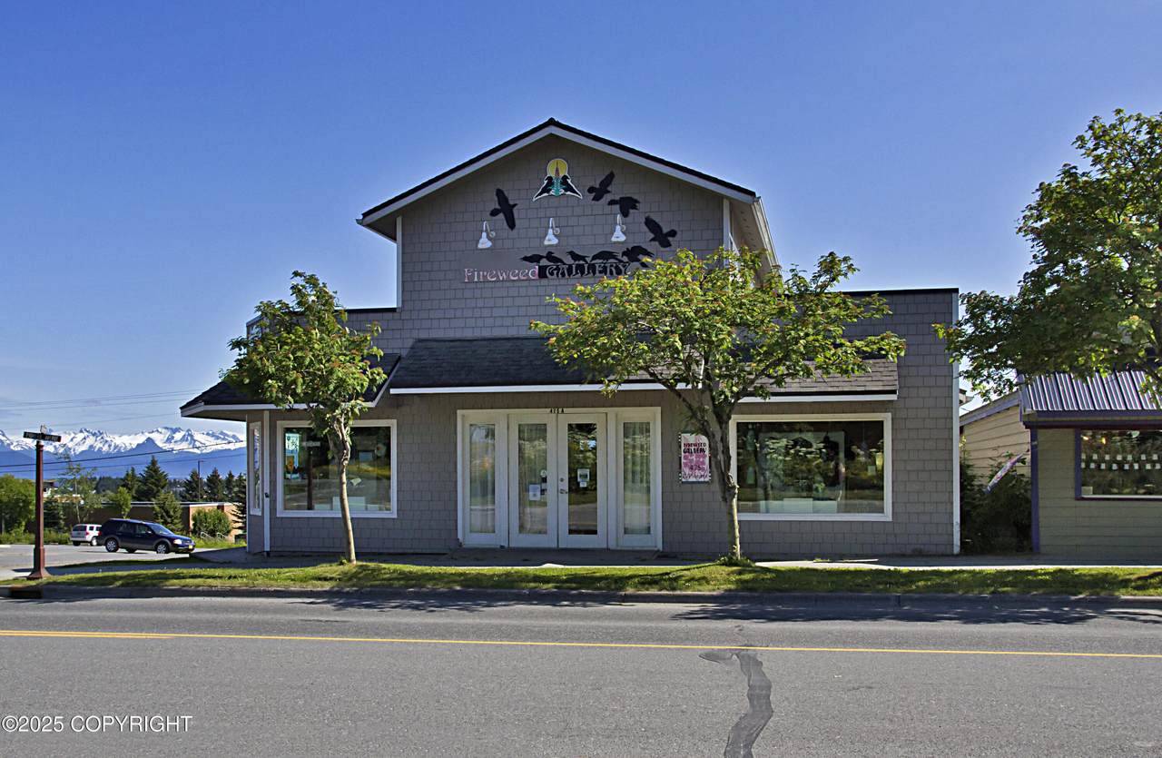 475 Pioneer Avenue - Photo 1