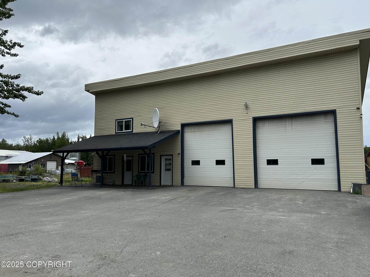 38501 Hugh Street - Photo 1