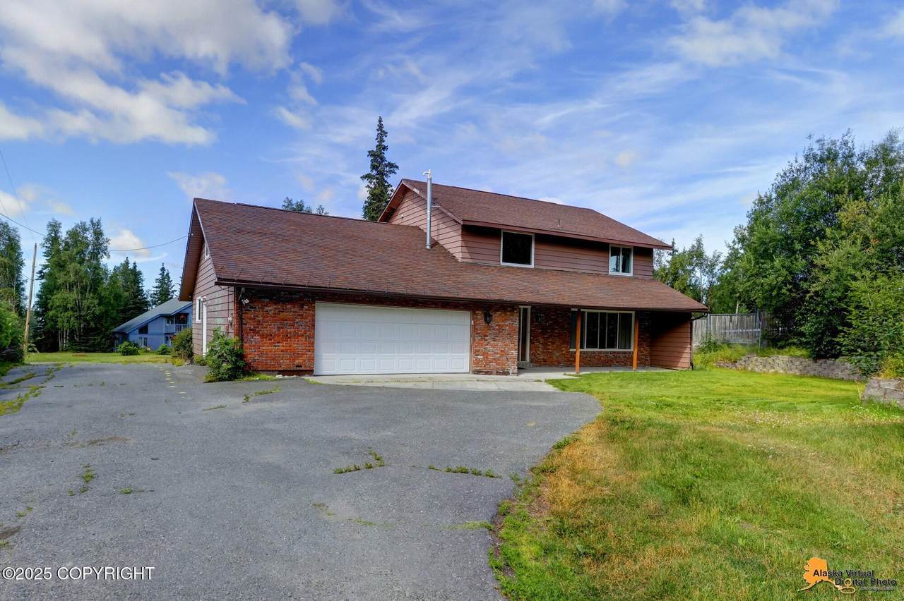 12920 Hillside Drive - Photo 1