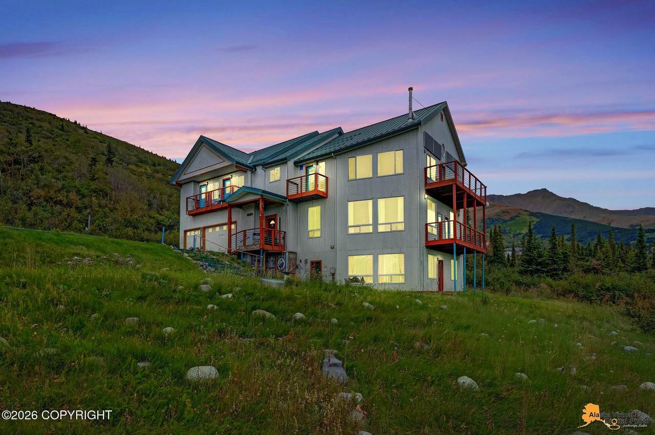 https://bt-photos.global.ssl.fastly.net/alaska/1280_boomver_2_26-1100-2.jpg