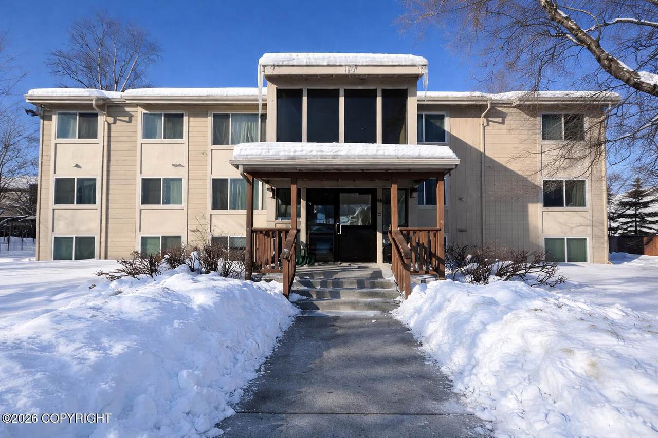 3100 Ward Place - Photo 1