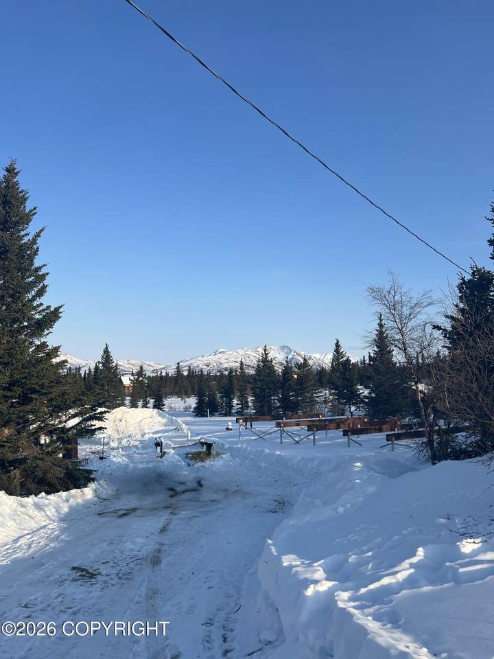 https://bt-photos.global.ssl.fastly.net/alaska/1280_boomver_2_26-3127-2.jpg