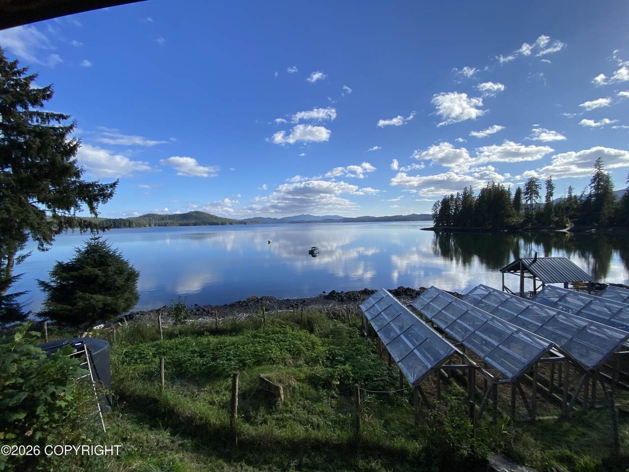 https://bt-photos.global.ssl.fastly.net/alaska/orig_boomver_2_26-4442-2.jpg