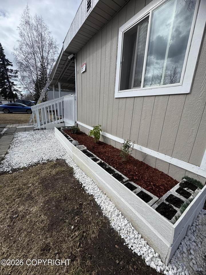 https://bt-photos.global.ssl.fastly.net/alaska/1280_boomver_2_26-5001-2.jpg