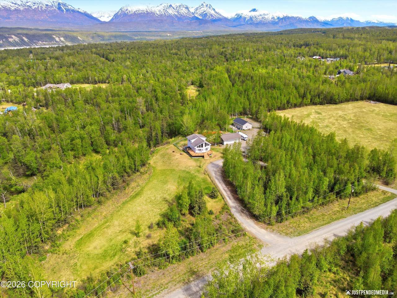 https://bt-photos.global.ssl.fastly.net/alaska/1280_boomver_2_26-6195-2.jpg