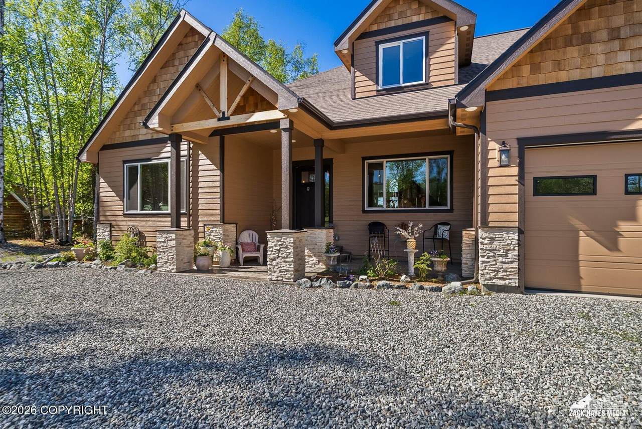 https://bt-photos.global.ssl.fastly.net/alaska/1280_boomver_2_26-6243-2.jpg