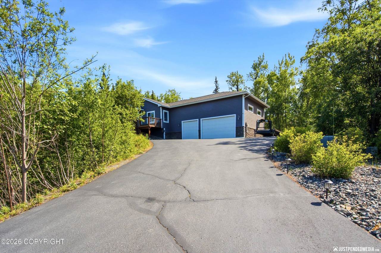 https://bt-photos.global.ssl.fastly.net/alaska/1280_boomver_1_26-6649-2.jpg