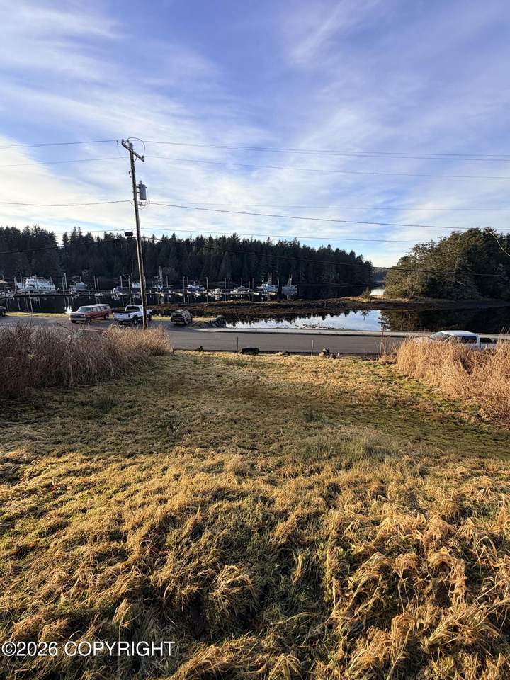 https://bt-photos.global.ssl.fastly.net/alaska/1280_boomver_2_26-767-2.jpg