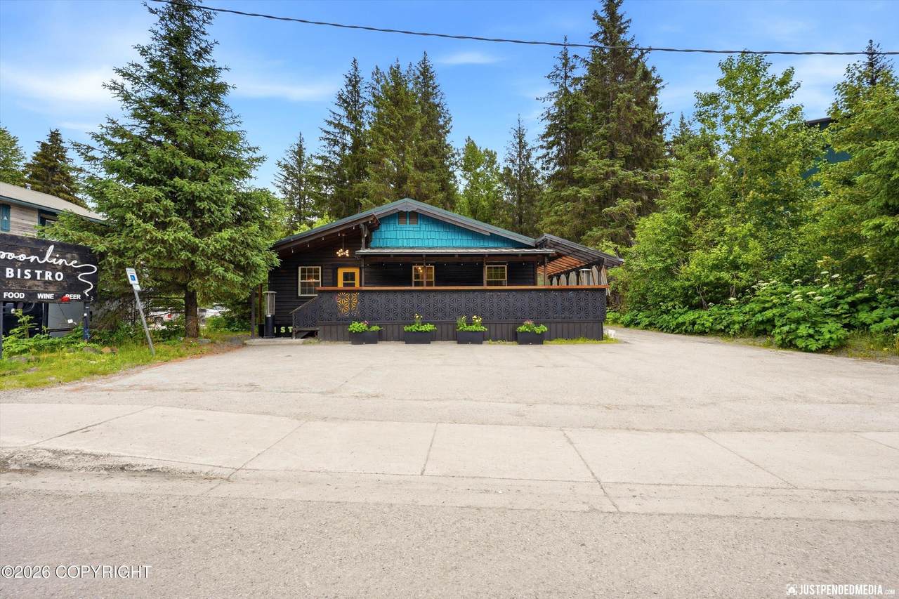 https://bt-photos.global.ssl.fastly.net/alaska/1280_boomver_2_26-8410-2.jpg