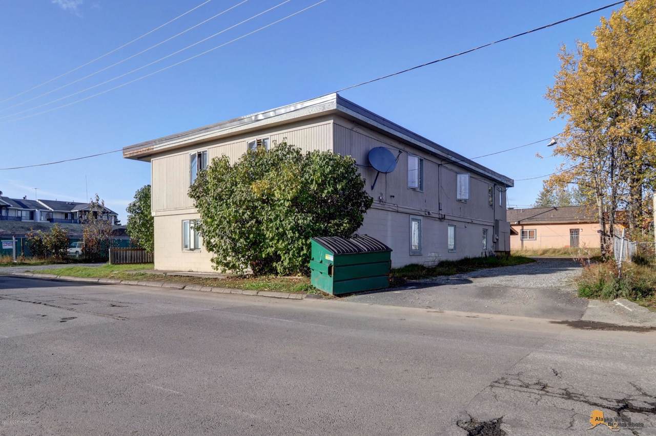1001 30th Avenue - Photo 1