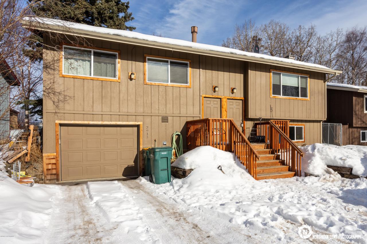 2911 42nd Avenue - Photo 1