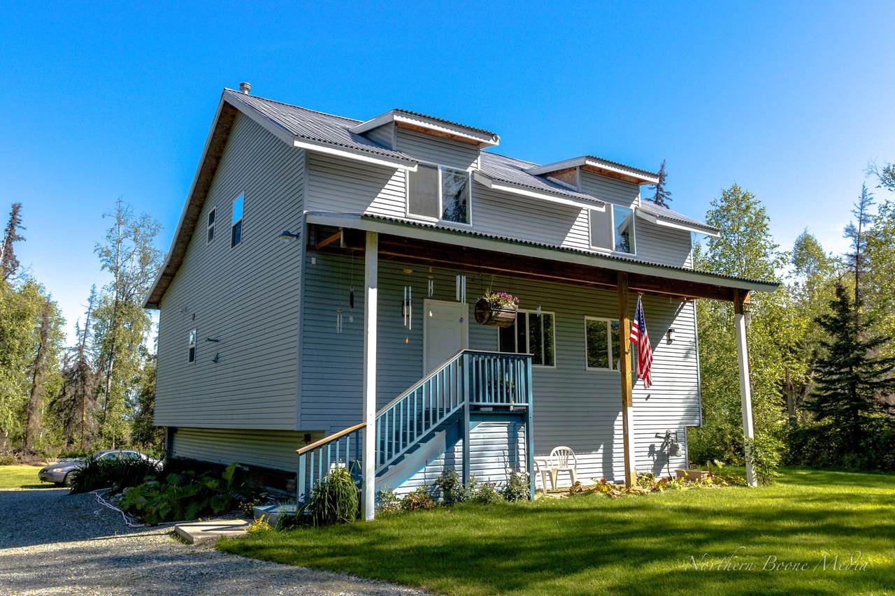 6180 Admiralty Circle - Photo 1