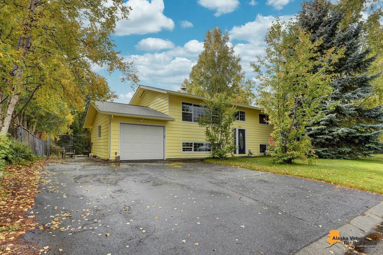 2220 Tasha Drive - Photo 1