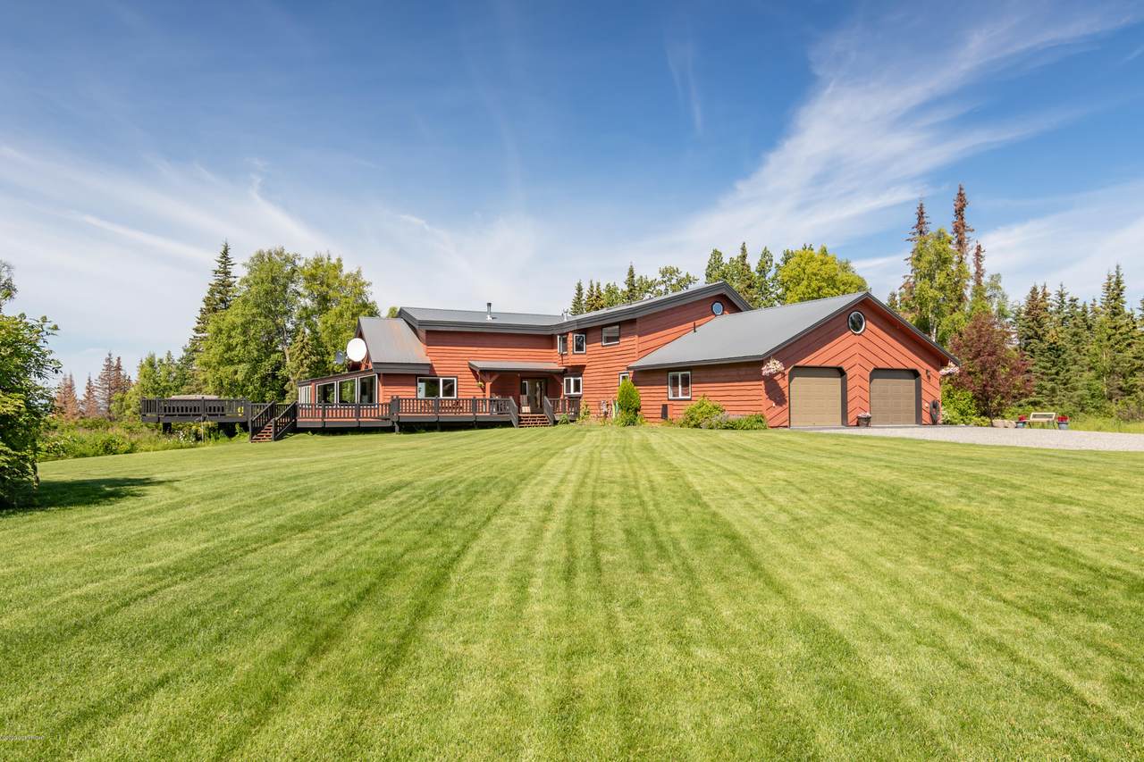 40205 Frogberry Street - Photo 1