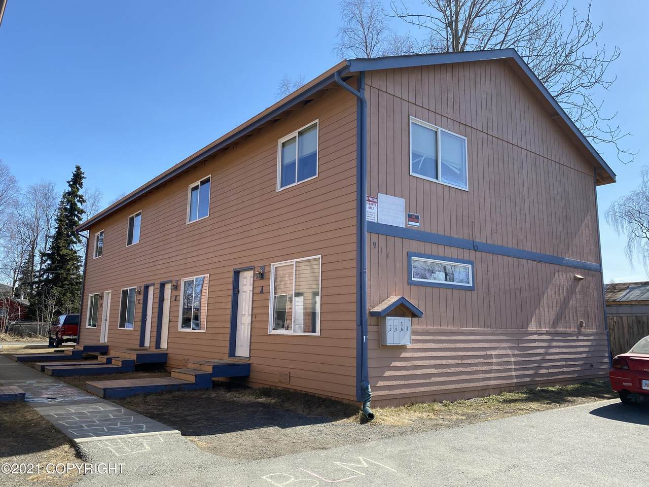 911 Medfra Street - Photo 1