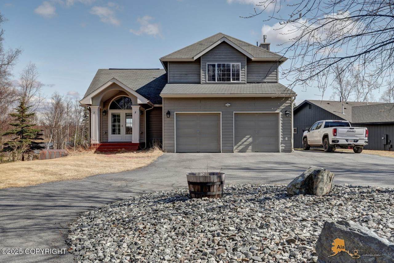 3871 Cottonwood Way - Photo 1