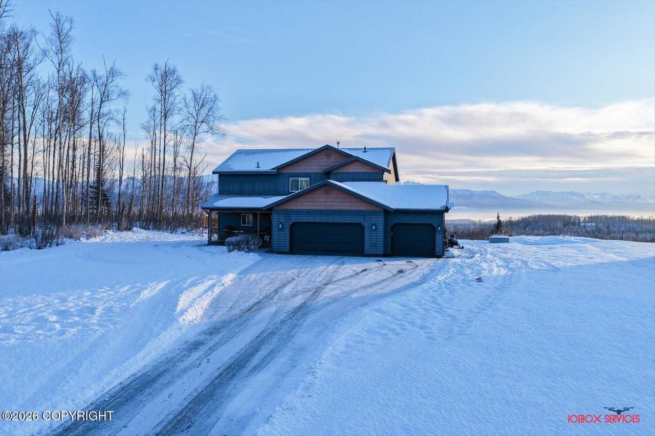 4984 Pinnacle Ridge Circle - Photo 1