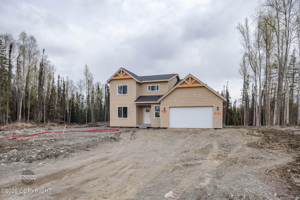 9484 Como Circle - Photo 1