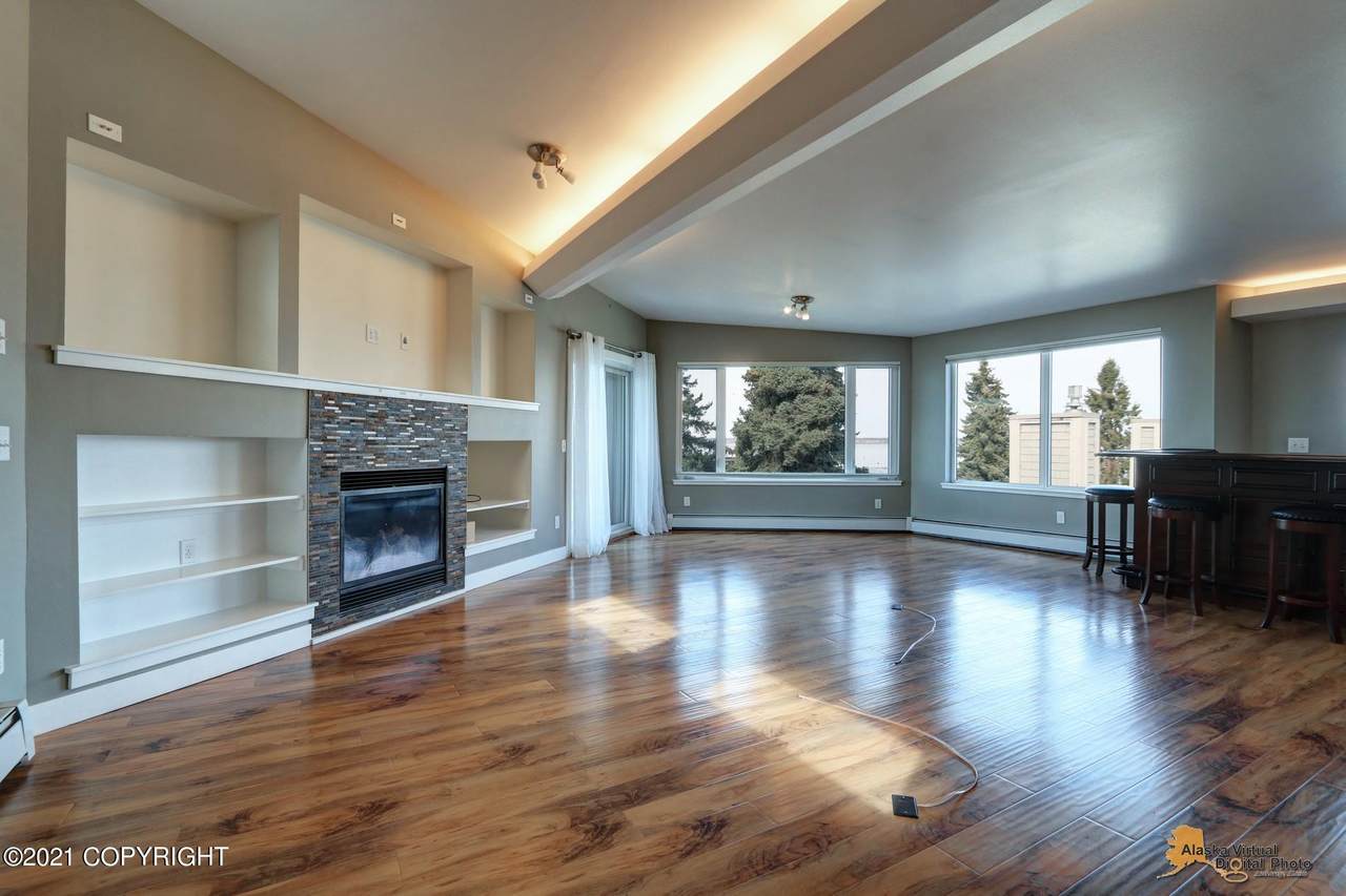717 O Street - Photo 1