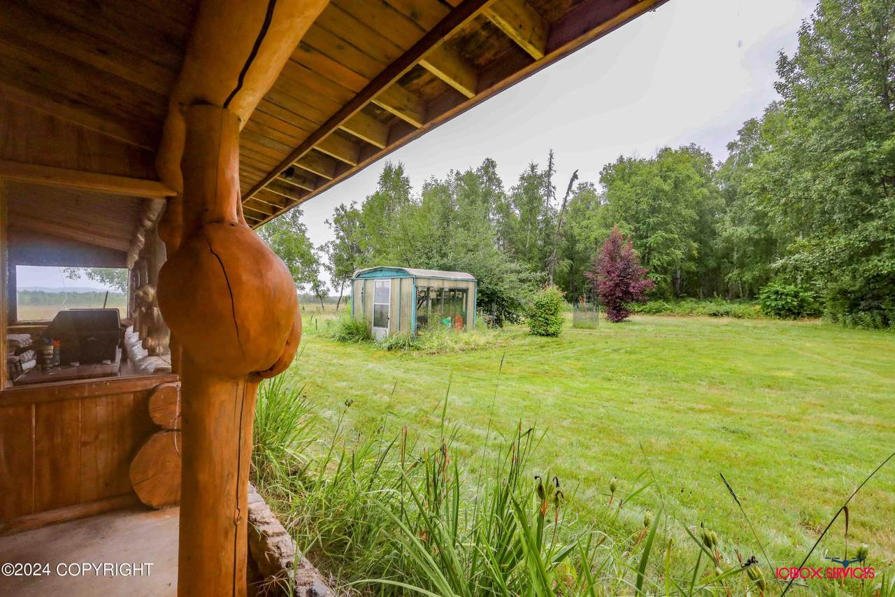 https://bt-photos.global.ssl.fastly.net/alaska/1280_boomver_2_24-9462-2.jpg