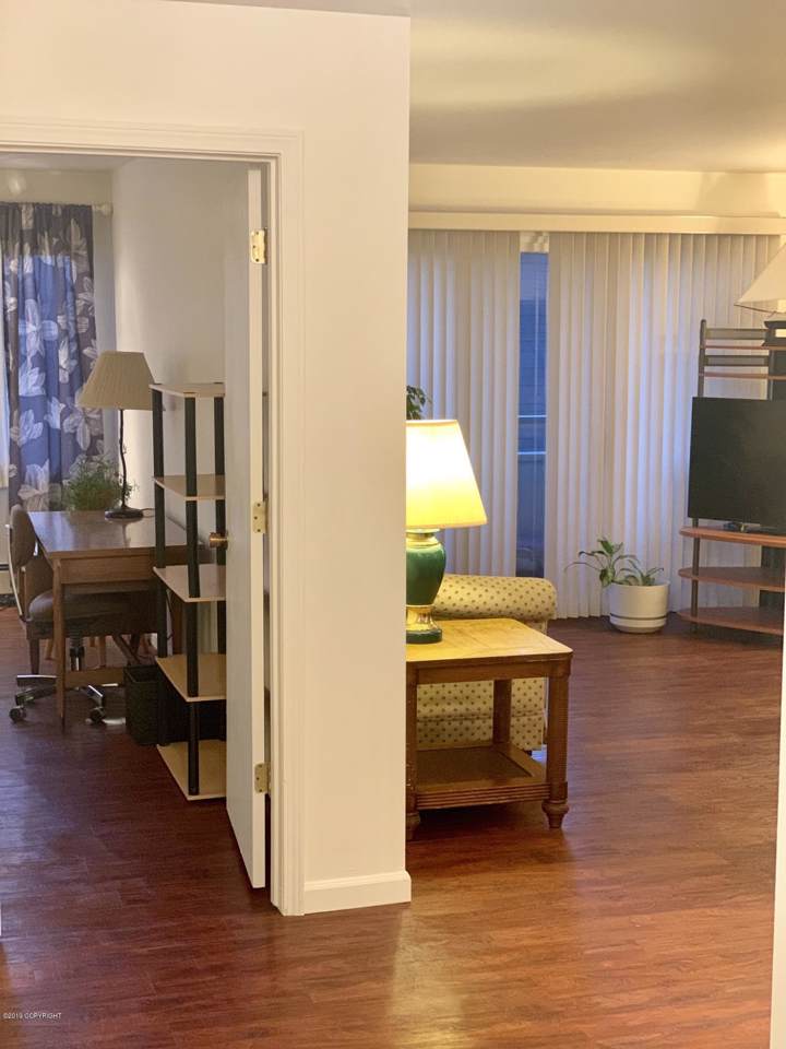 836 M Street - Photo 1