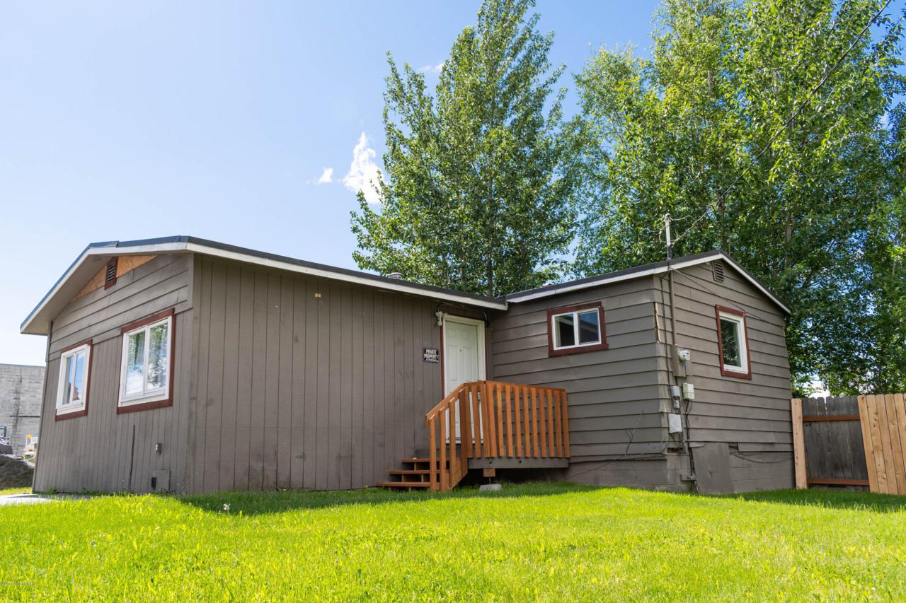 1621 59th Avenue - Photo 1