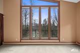 7333 Foxridge Circle - Photo 11