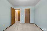 7333 Foxridge Circle - Photo 37