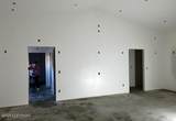 21635 Renault Street - Photo 8