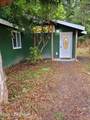 205 Lakeview Drive - Photo 2