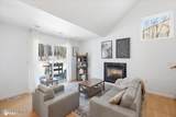 4674 Mainsail Avenue - Photo 10