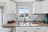 1404 Hedley Drive - Photo 14