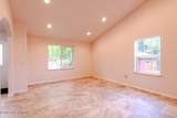36400 Lambeau Court - Photo 11