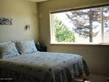 1393 Bay Avenue - Photo 22