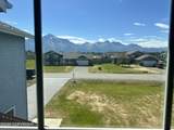 1175 Angus Loop - Photo 5